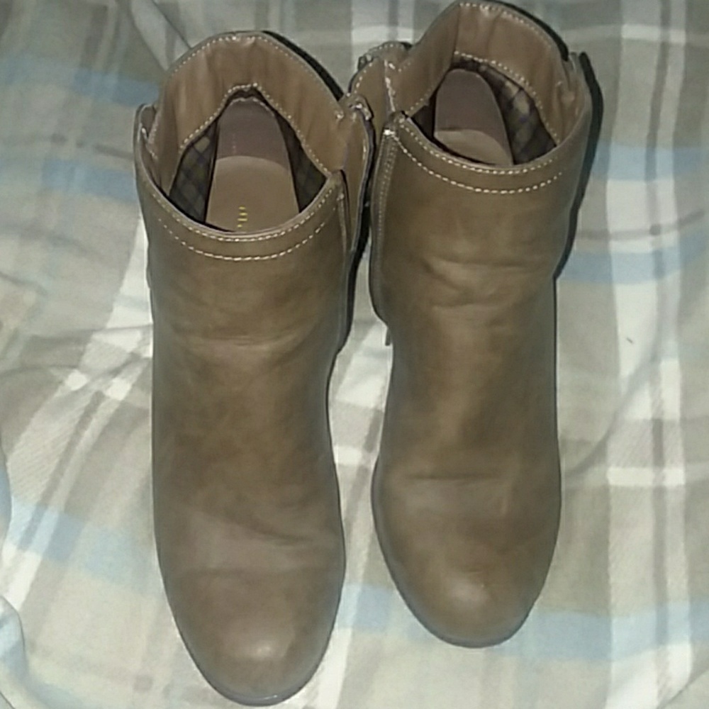Madden Gril booties